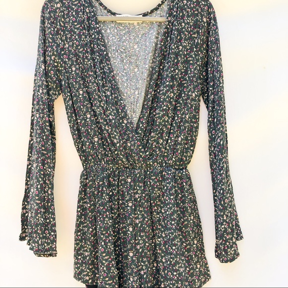 NWOT Ruche floral romper - Picture 2 of 11